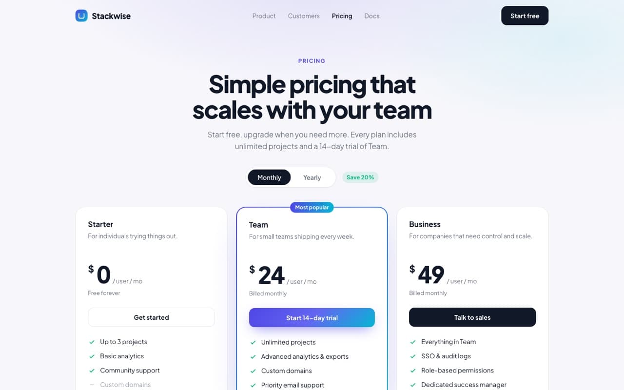 SaaS pricing with a monthly / yearly toggle
